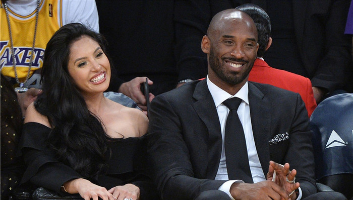 【体育明星日常】科比妻子曝凌晨四点真相 皮克与夏奇拉现身NBA圣诞大战