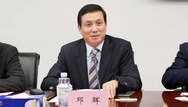 邓晖辞任长江证券总裁 继续担任公司董事