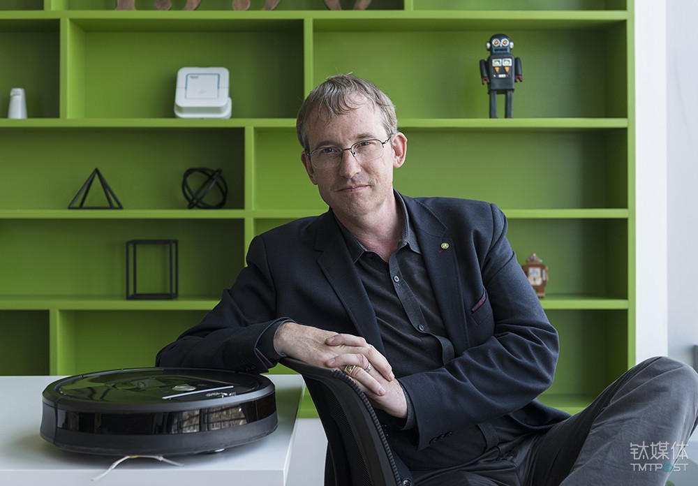 Colin Angle 与 Roomba 产品