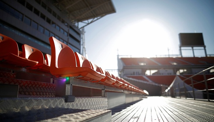 没屋顶、少空调 平昌冬奥场馆让人“抱团取暖”