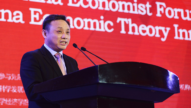 AAAA,亚布力滑雪旅游度假区,视频,风车山庄,度假村,中诚信,东北振兴,中国企业家,新濠,盔山