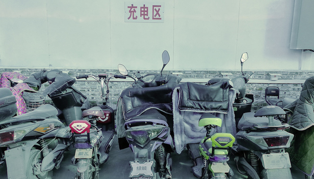 直通部委|公安部：严禁在建筑内公共区域停放电动车或充电