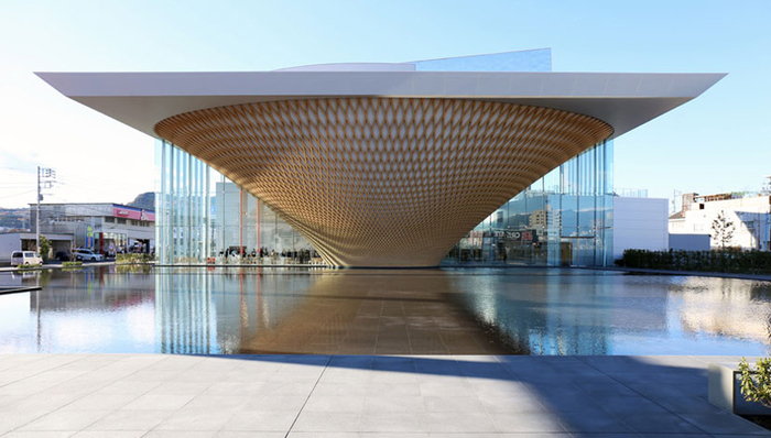 富士山世界遗产中心正式开放 建筑灵感来自水中倒影