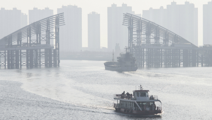 【领航新征程】中国自贸区“朋友圈”加速扩容 今年将力推十大自贸谈判