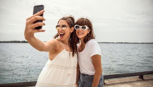 自拍上瘾，真的是一种病