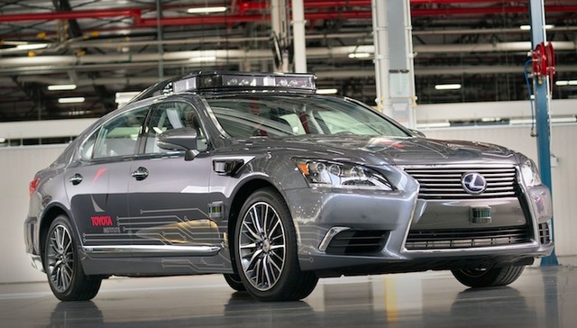 斥资10亿美元的丰田研究院在CES上展示了它的最新成果