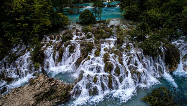 九寨沟,门票,抢劫金店,轿子雪山,按病种付费,西湖,会议费,蒙面大盗
