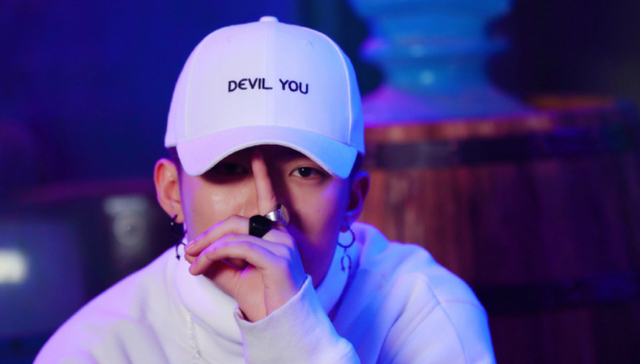 从地下走到了地上，嘻哈还可以一直freestyle吗？