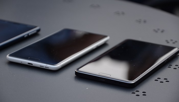 逝去的2017手机江湖：洗牌与逆袭、苟且与远方