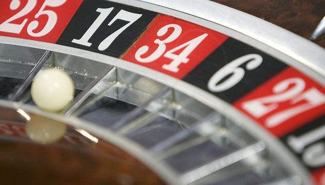 阿里腾讯涉足赌博游戏？借“金豆”打擦边球