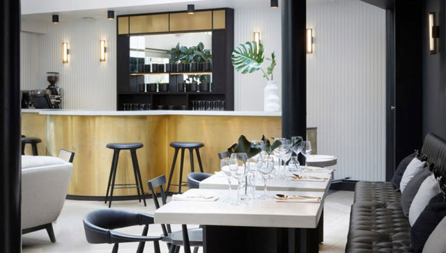 这家工作室二次包装了伦敦切尔西的一家酒店，亮点是对植物和养蜂的热爱