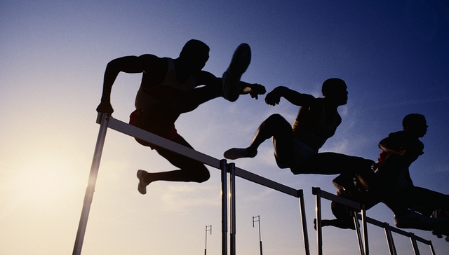 中国何以跨越“中等收入陷阱”