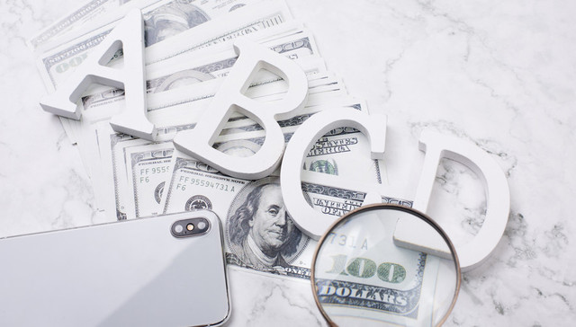 从泄题到注水，人气飞涨的答题直播已经充满套路