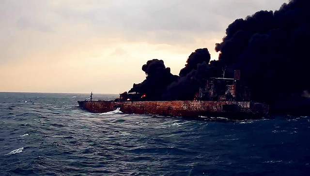 “桑吉”沉没或对海洋造成重大污染 东海海上钻井平台暂未受影响