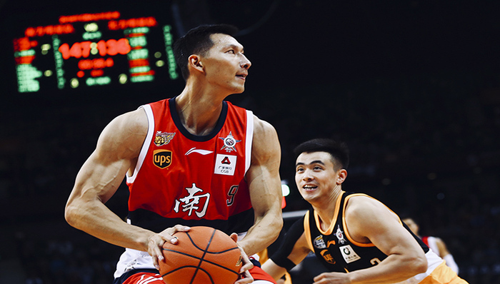 【体育早报】巴萨逆转击败皇家社会 CBA全明星正赛南方队获胜