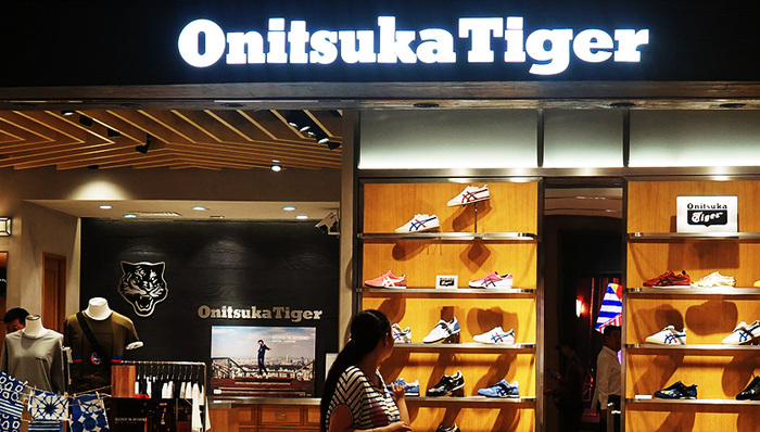 耐克,鬼冢虎,明星代言,李宇春