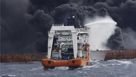 沉船“桑吉”轮中的油能回收吗？专家：技术上可以