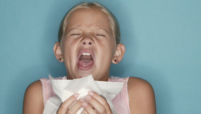 【研究】骑自行车无损男性性功能 憋喷嚏可撕裂咽喉甚至爆血管