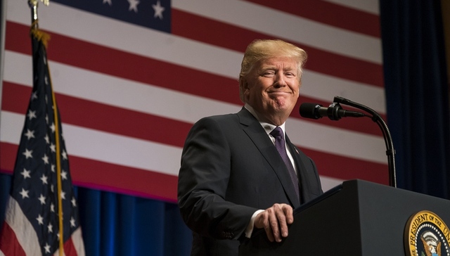 特朗普“御医”：如果不老吃垃圾食品 他没准能活200岁