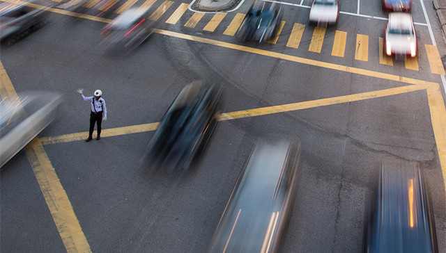 辽宁,交警罚款,广东,拒接受安检,高校食品安全,出轨