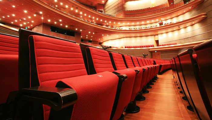 两会,省级,换届,十二届,会风,议程,中国特色社会主义,选举,政协会,发展路径