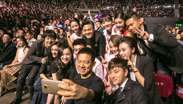 乐视影业的明星股东该如何“解套” 张艺谋持股比例大