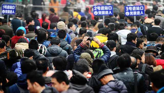 春运返程火车票首次打折出售  可错峰购买或“曲线”回程