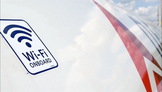 航空公司不只是为了赚噱头 机上WiFi背后潜藏生意经