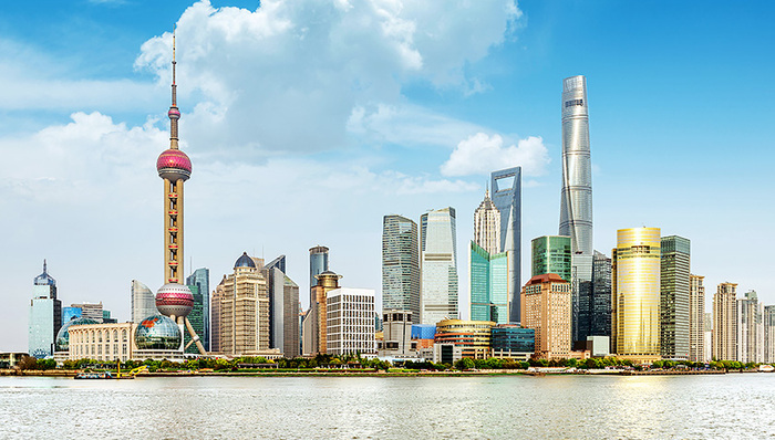 载人潜水器,成绩单,上海经济,生产总值,吞吐量突破,高校毕业生,年均增长,集装箱吞吐量,先进制造业