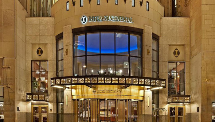 迈克尔•乔丹开的牛排馆，只有在芝加哥洲际才能吃到