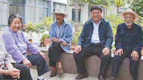 敢啃硬骨头 一心为乡亲