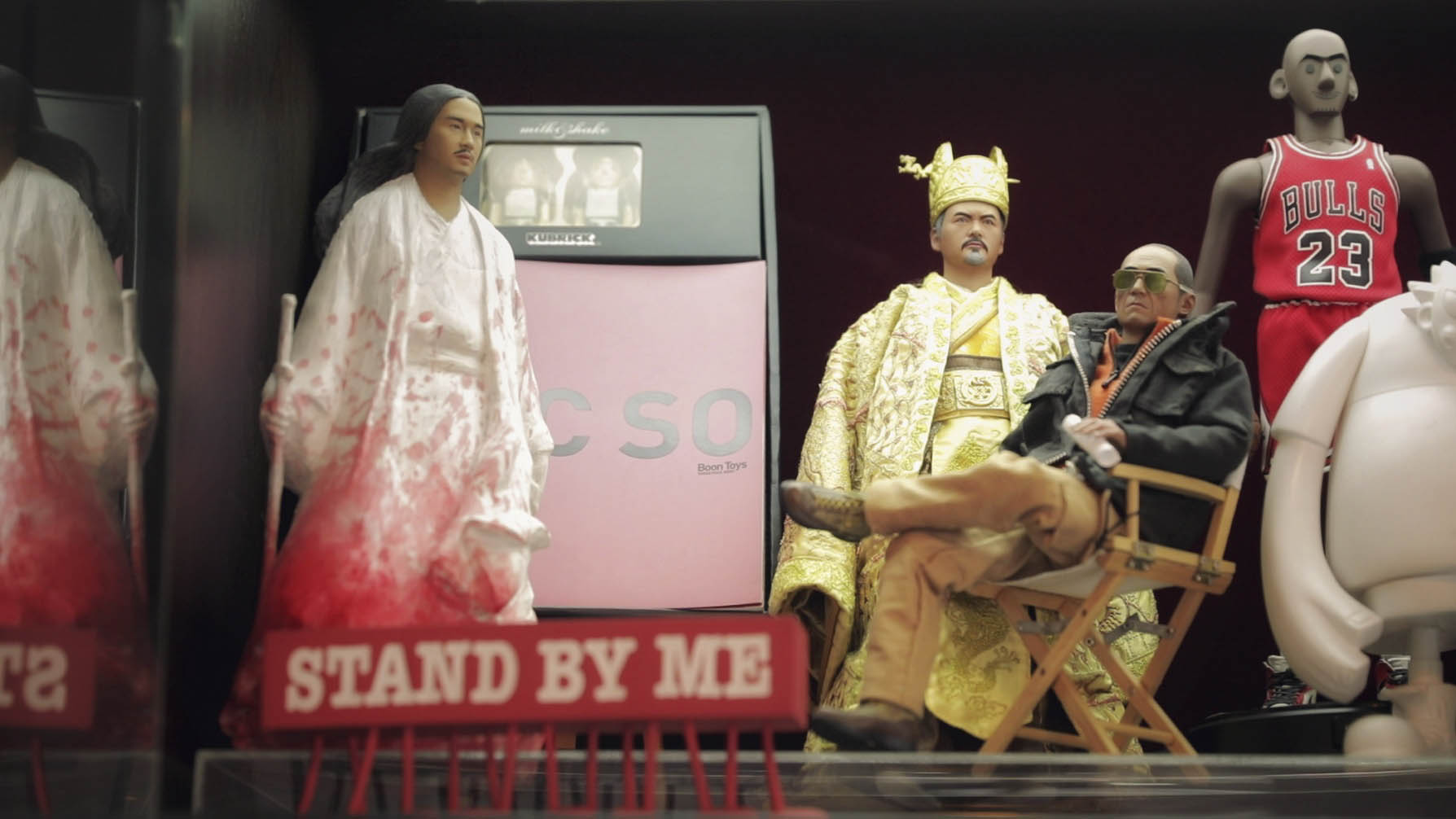 《满城尽带黄金甲》中周润发饰演大王造型人偶