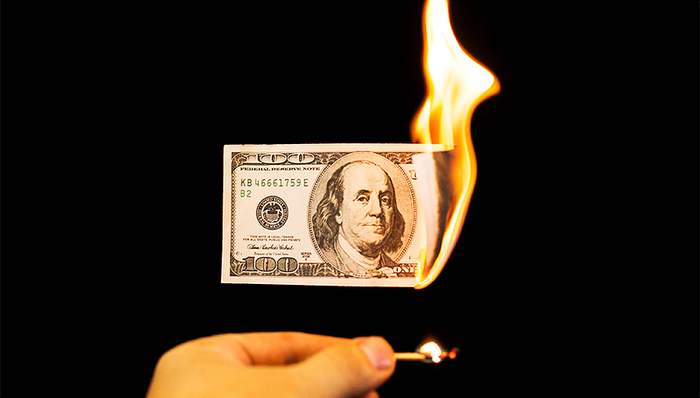 国胜,非法集资,非法经营罪,投资顾问,投资者,八大金刚,金融集团,股票,经济半小时,硬骨头