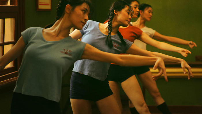 一线城市,市场表现,细分,芳华,追龙,市场饱和,三甲,观众,市场培育,增幅