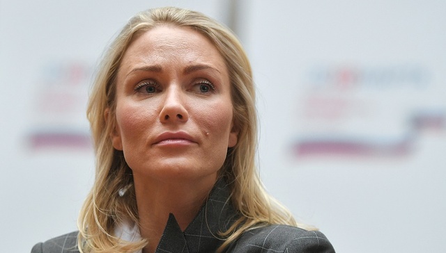 女主持人退出俄总统大选 若两日后选举七成人会投普京