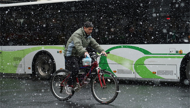 局地,黄淮,华北,江南,西北地区东部,大风降温,大部,寒潮,阵风,防御