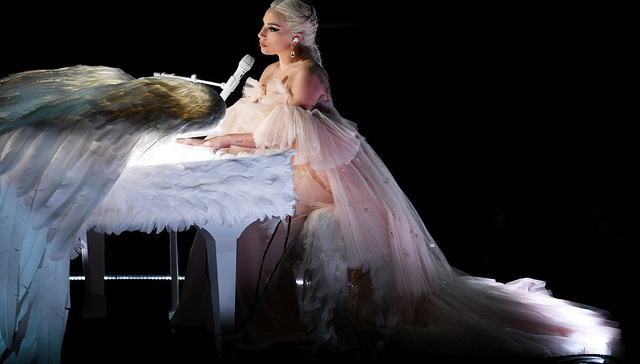 Broadway,Lorde,Kesha,Macklemore,媒体,企业服务,stay,with