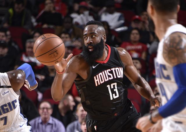 60+10+11！哈登狂砍60+三双历史第一人