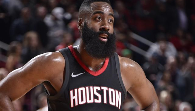 得分纪录,火箭主场,后场篮板,三分线,罚球,助攻,突破上篮,次节,节比赛,进球