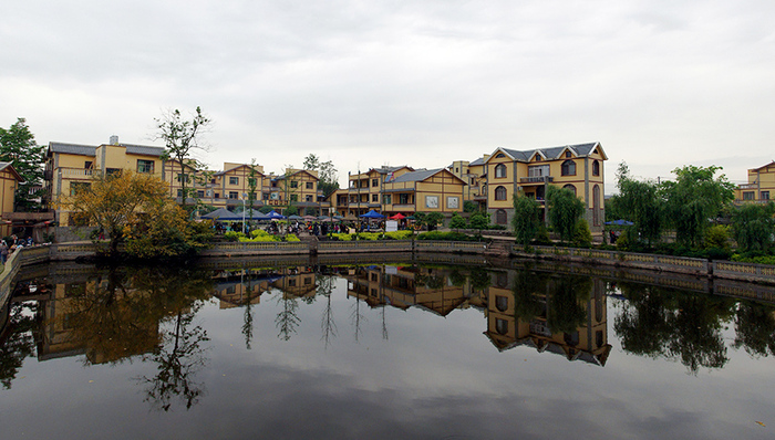 采访团,邓小平,新区,东方神韵,三星堆博物馆,友谊村,网络媒体,玉器,期许,村民