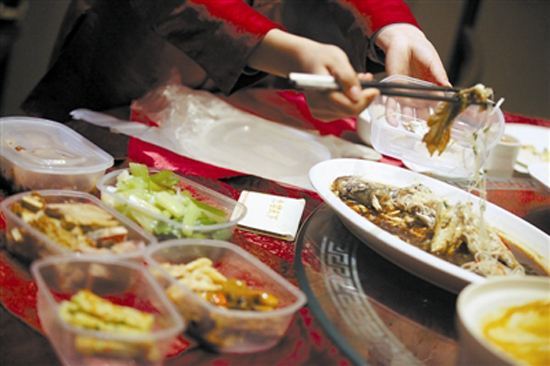 相亲的时候，吃完饭要不要打包？