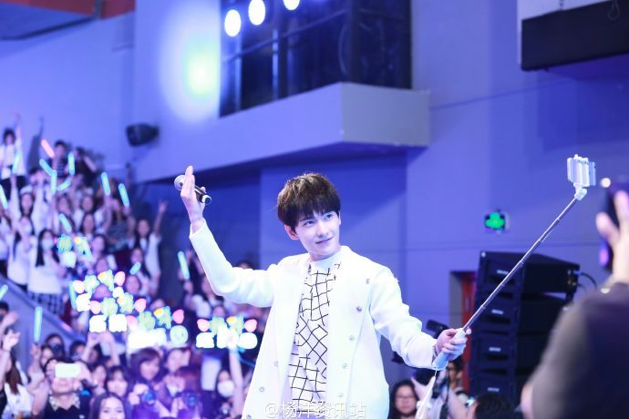 粉丝,部落,杨幂,Amuro,支付宝,长脸,转载,前任3,魔兽世界,共同体