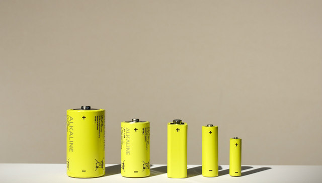 废旧动力电池回收市场百亿规模待掘