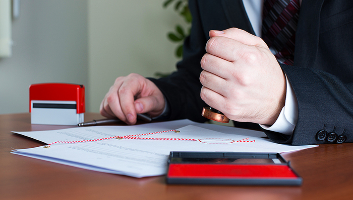 行长,银行营业,理财产品,银行内控,美的集团,表见代理,民事诉状,狸猫换太子,信托产品,审慎经营