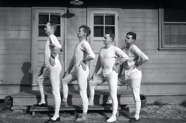 不穿秋裤是精英女性最后的倔强