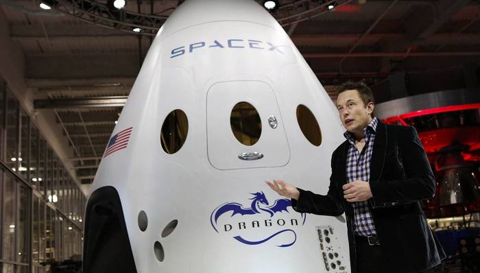 SpaceX,埃隆·马斯克