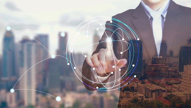 【财经24小时】中国外储创16个月新高 跨境资本流动管理将强调中性原则