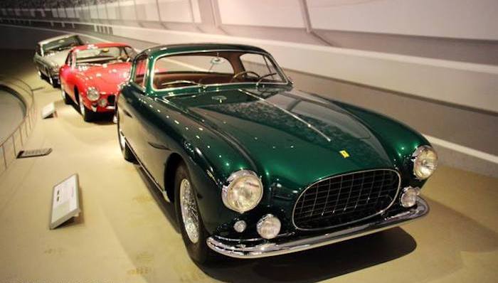 中国第一批开法拉利、劳斯莱斯、迈巴赫的人，如今怎么样了？