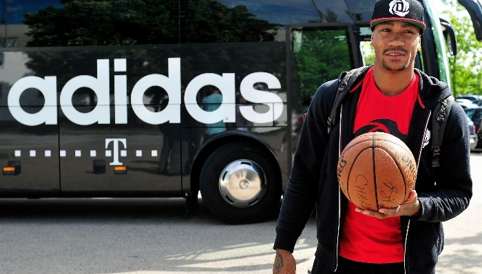 阿迪达斯,运动品牌