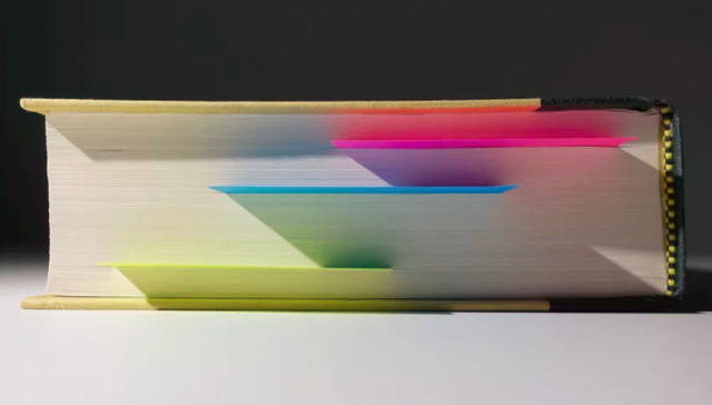 从《无声告白》到《十三个理由》：小说能够为关于自杀的讨论提供些什么？